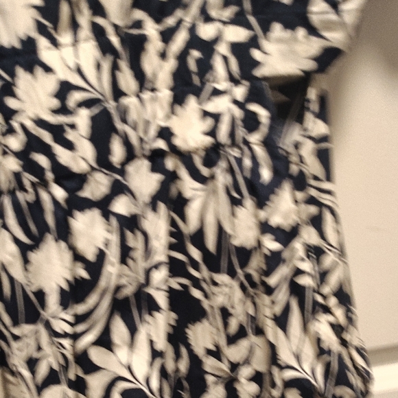 Old Navy Waist-Defined Midi Shirt Dress Navy Blue White Floral L - Picture 8 of 10